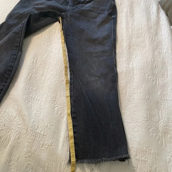 Free People Mid Rise Frayed Hem Jeans Black Zip Fly Size 29 - Picture 6 of 9